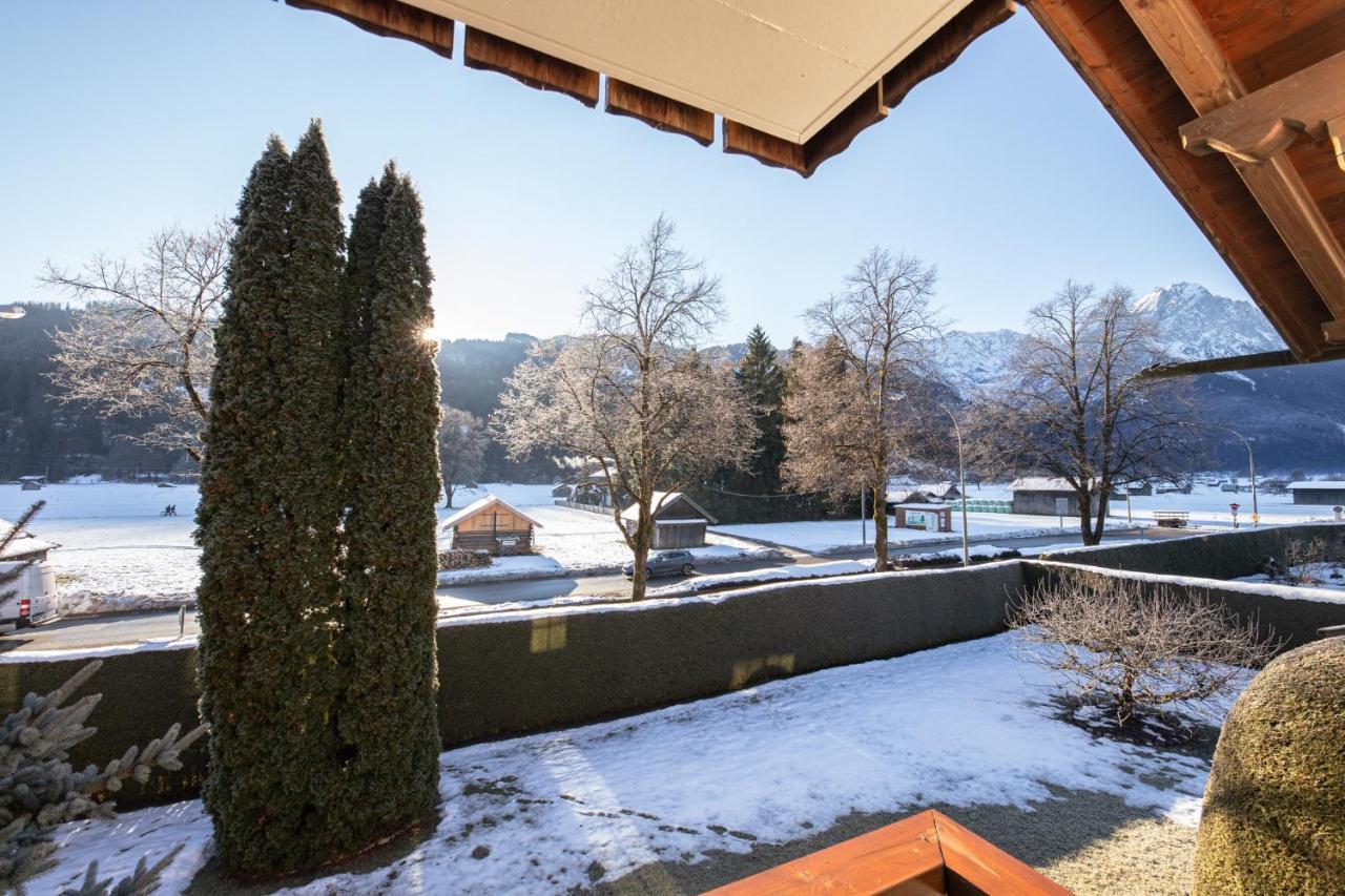 Ferienwohnung Bernadein Garmisch-Partenkirchen Exterior foto